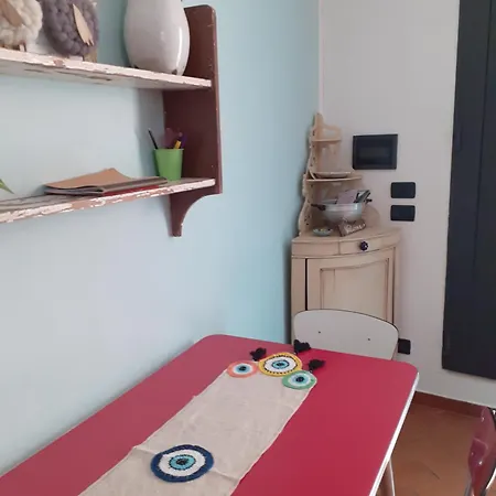 La Casa Sulla Vecchia Riva Apartmán *